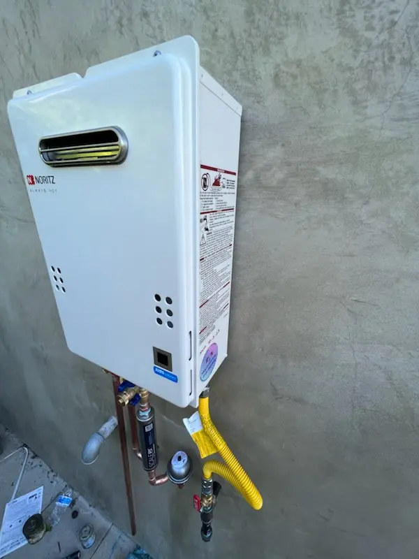 Tankless water heater installation for Marylhurst homes